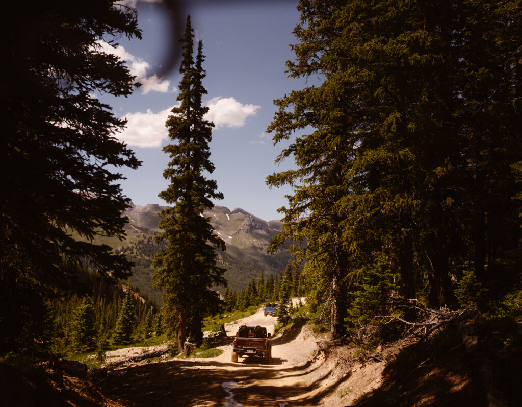 all inclusive colorado elopement with jeeps