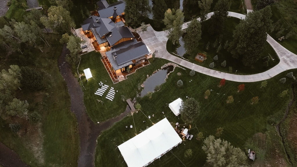 durango-colorado-backyard-elegant-wedding