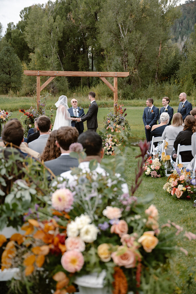 english-garden-inspired-backyard-ceremony