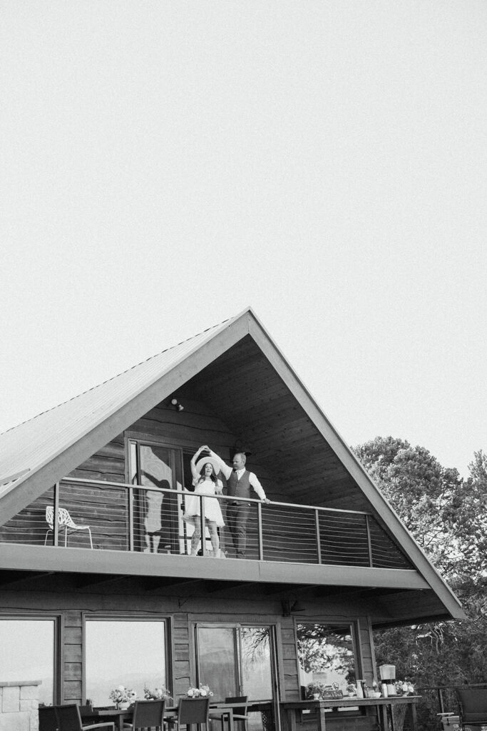 airbnb-wedding-reception